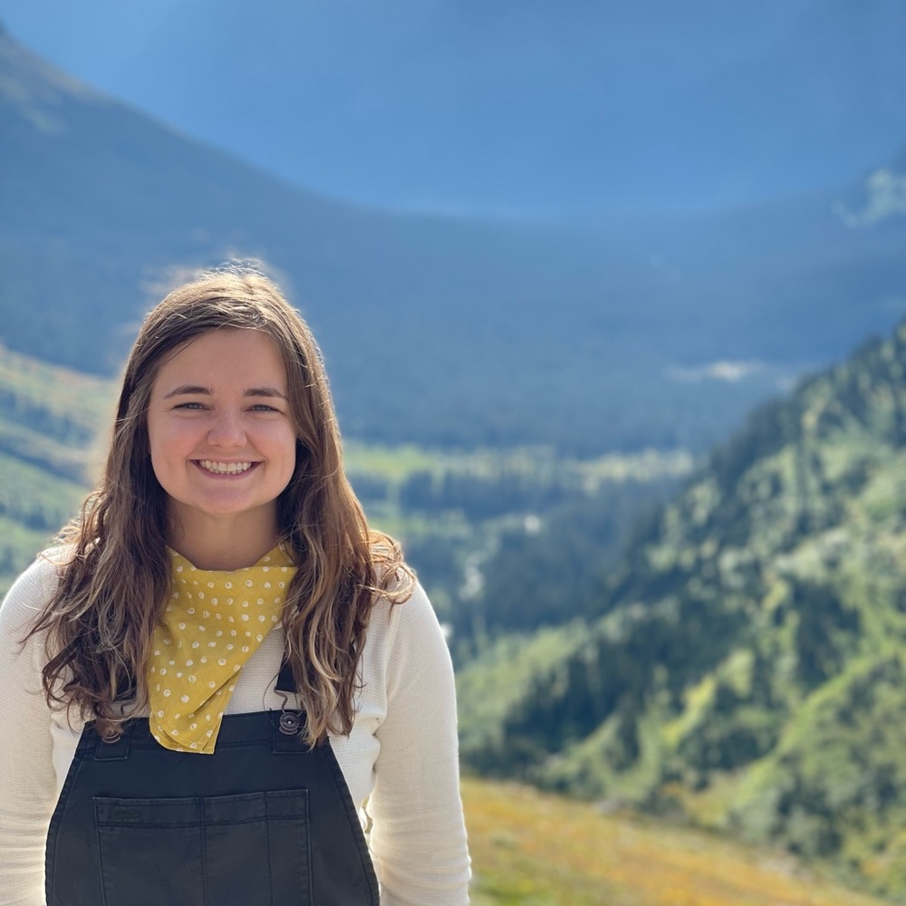 Meet your Posher, Alexandra